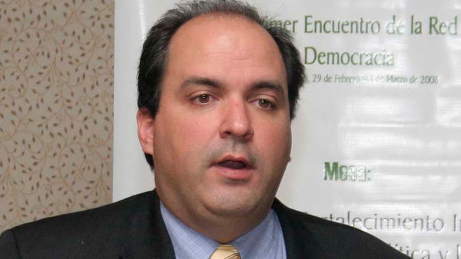 Carlos-Ponce 3.JPG